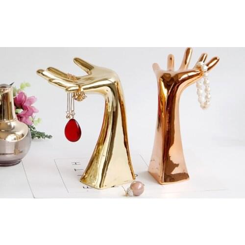 Creative European-style Golden Hand Ornaments Home Living Room Coffee Table Desktop Ornaments Gift Supplies Jewelry Storage Item
