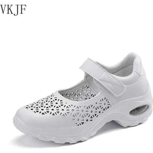 Hot Selling Summer New Style Womens Outdoor Sneakers Comfortable Breathable Hollow Casual Shoes Sports Mesh Womans White Shoes