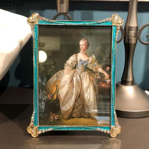 6/7/10 Inch Heart-shaped Decorative Picture Frame Family Portrait Bedside Table Desktop Photo Frames Vintage Home Decoration