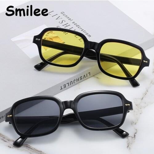 Fashion Unisex Square Sunglasses Men Women Popular Small Frame Yellow Sunglasses Female Retro Rivet Glasses Cute Pretty Eyewear
