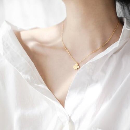 YUN RUO Never Fade Yellow Gold Color Four Leaf Clover Pendant Necklace European Woman Jewelry Fashion Titanium Steel Accessory