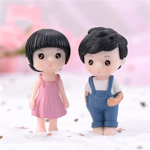 ZOCDOU 2 Pieces Rompers Doll Lovely Red Pink Dating Couple Ornament Small Statue Little Figurine Crafts Home Decoration