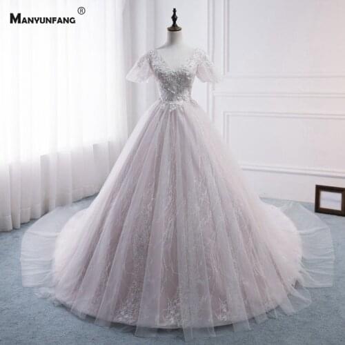 Luxury Cathedral Train 3D Flowers Wedding Dress Elegant V-Neck Short Sleeve Lace Up Back Bridal Ball Gown Robe De Mariée 2021