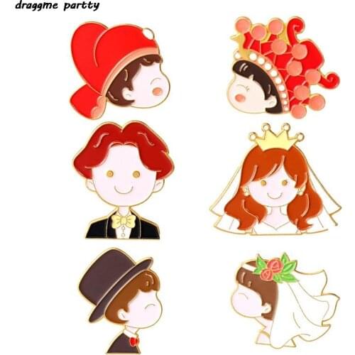 Chinese And Western Wedding Enamel Pins Bride And Groom Shirt Pin Buckle Couples Brooch Badge Bag Cartoon Jewelry Gift
