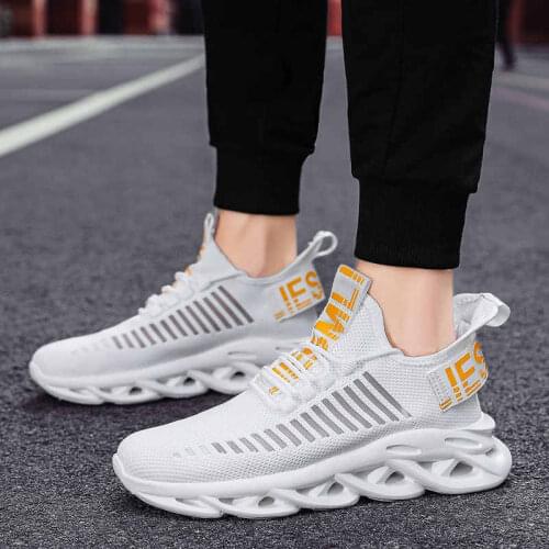 Summer Sneakers Men Plus Size Sports Shoes Man Mesh Breathable Running Tennis Man Low Top Sport Shoe Male Blade Trainers New V8