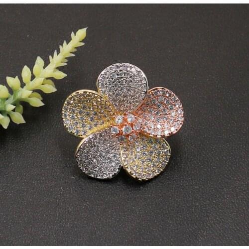 Vanifin Fashion Jewelry Trendy Blooming Flower Brooch Pin for Engagement Wedding Micro Paved Zircon Popular Gifts
