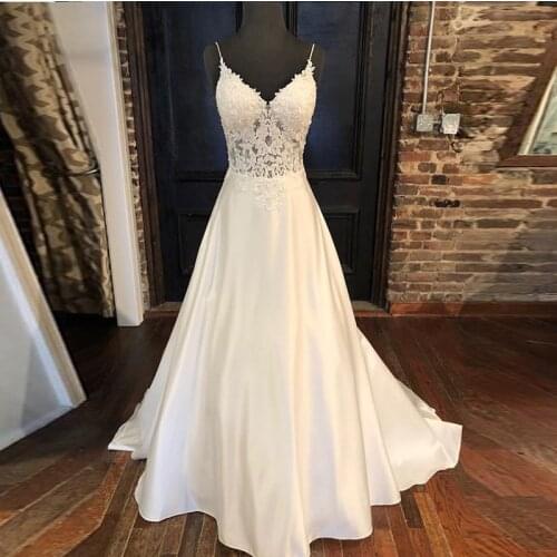 Elegant Wedding Dresses A-line Appliques Spaghetti Straps Vestido De Noiva Illusion Bodice Backless White Wedding Gowns