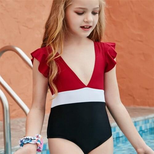 Little Girls Swim Jumpsuit Flying Short Sleeve Deep V Neck and Short Pants Patchwork One Piece Swimsuit 2021 Girls Swimwear