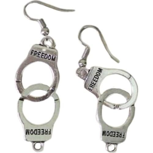 Punk Cheap Sliver Handcuffs Blade Gun Drop Earrings Creativity Jewelry Accessories Women Simple Fashion Cool Wholesale Pistols