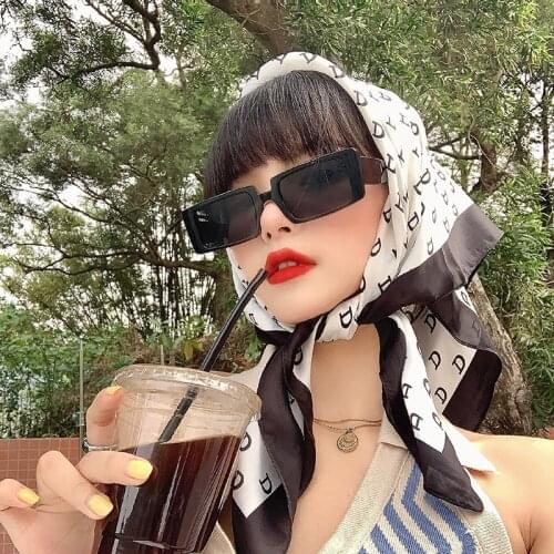 Silk Feeling Scarf Women Fashion Pattern Color Large Square Satin Headscarf Breathable Lightweight Neckerchief Printed Headscarf