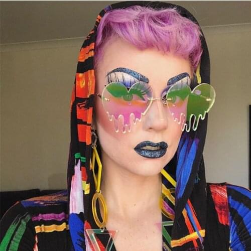 QPeClou 2020 New Fashion Colorful Heart Sunglasses Women Men Funny Party Sun Glasses Female Big Metal Rimless Shades