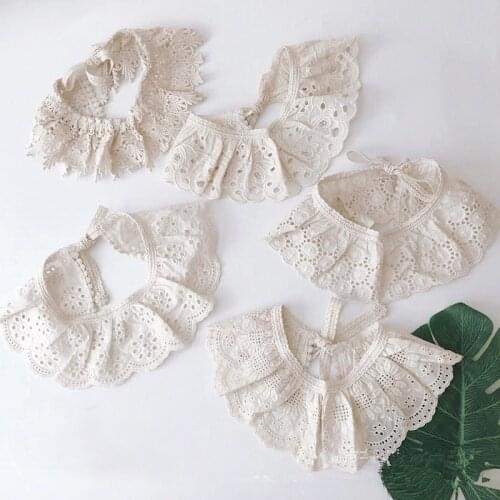 Baby girl bibs lace embroidery baby accessories Korean style 2021 kids lace collar cute hollow out toddler girl bibss