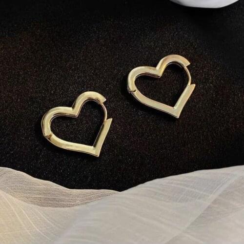 Cute Sweet Heart Buckle Hoop Earrings Fashion Simple for Women Heart shaped Piercing Earring Metal Ear Studs Christmas Jewelry