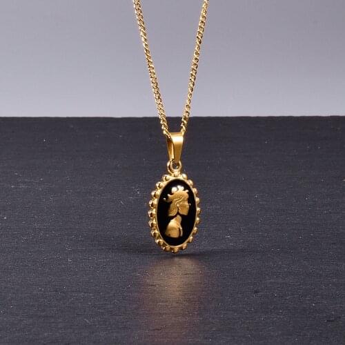 Amaiyllis 18K Gold Elizabeth Baroque Necklace Pendants Epoxy Black Enamel Gold Clavicle Necklaces For Women Summer Jewellry