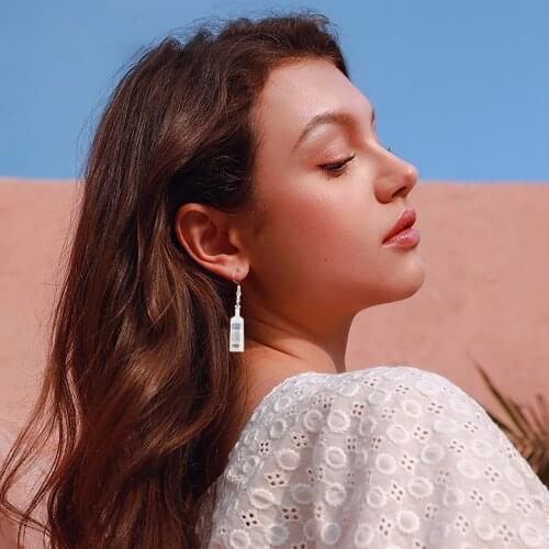 Woman Hook Earrings Small Wine Mini Vodka Transparent Bottle Ear Clip Dainty Lady Gift Clothing Accessories Женские Серьги