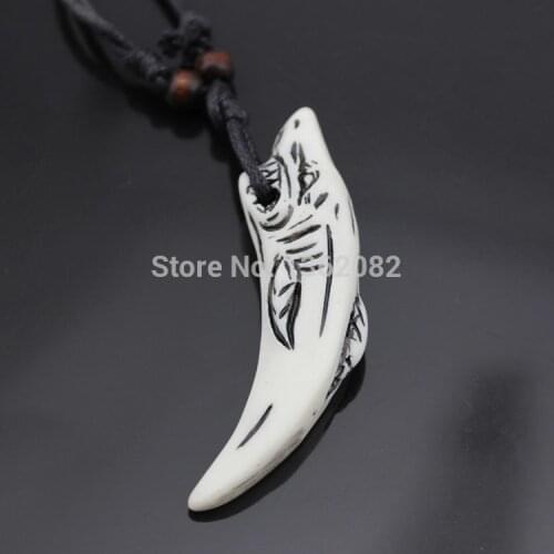 Cool Men Womens Surfing Imitation Yak Bone Resin Carved White Shark Tooth Pendant Choker Necklace Lucky Gift MN143