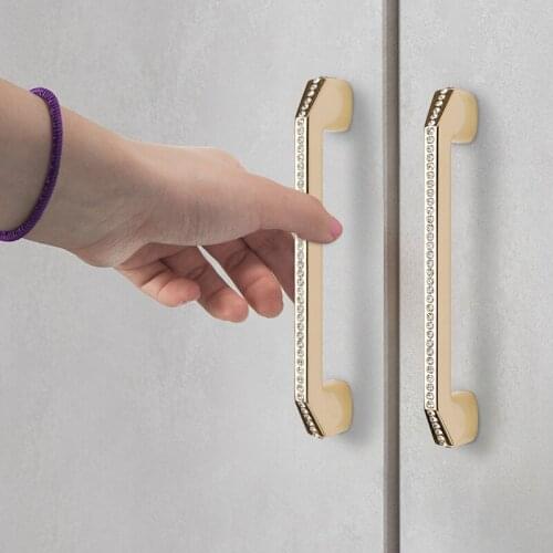 Modern Hardware Furniture Handle Crystal Cabinet Dresser Knob Diamond Drawer Door Kitchen Cabinet Pulls Handles Zinc Alloy