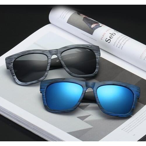 Man Classic Woodgrain Sunglasses Retro Fashion Glasses Square Frame Mannequins Summer Tool Cool Sun glasses