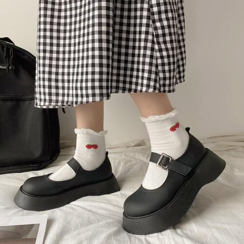 Pearl Lolita Shoes kawaii cute Mary Janes Shoes Women Cross-tied Platform Shoes Patent Leather Girls Shoes zapatilla mujer 2021