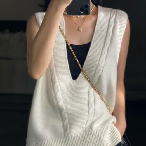 ATTYYWS 21 New V-neck 100% wool coat, pure color cashmere knitting, womens sleeveless sweater, loose and versatile pullover