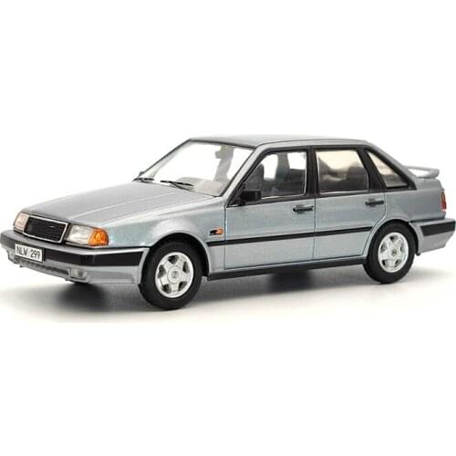 Premium Diecast 1:43 Scale Classic Coupe 440 1988 Simulation Static Alloy Car Model Collectible Display Gift Toys for Boys