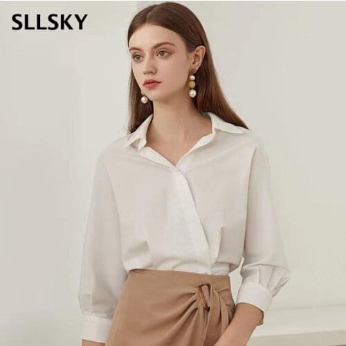 Sllsky Office Lady T-shirt Casual Elegance Single-breasted V-neck Lightweight Blouse With Buttons 2021 Summer New Women Shirt