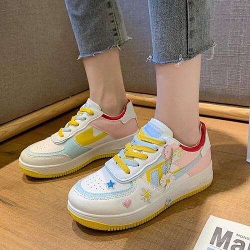 Womens Sports Shoes 2021 New Autumn Fashion Women Casual Shoes Leather Platform Shoes Women Sneakers Walking Shoes Large Size