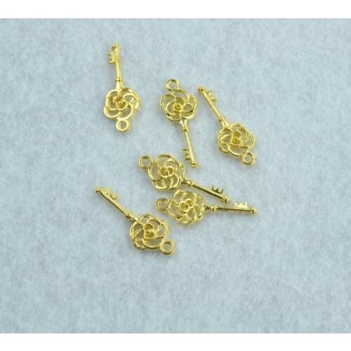 40pcs Gold color key Charms Necklace Pendant Bracelet Jewelry Making Handmade Crafts diy Supplies 28*11mm O240
