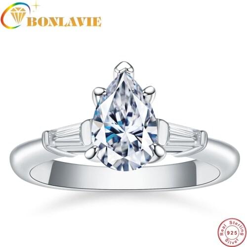 BONLAVIE Small Pear Shaped Zircon Arm Plate Inlaid with Trapezoidal Small Stone 925 Silver Ring Classic Wedding Bands