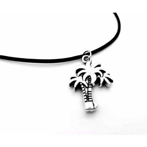 Simple Family Tree Necklace Palm Prata Leaf Tree Necklace Cute Life Tree Leather Rope Necklaces for Mom