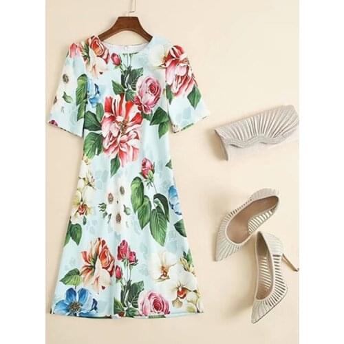 Womens European and American wear 2021 summer new style Floral print with round five-minute sleeves Fashionable blue dress