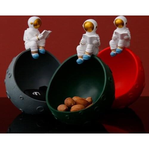 Creative spaceman ornaments Resin Crafts astronaut porch decoration nordic decoration home living room decor modern decor