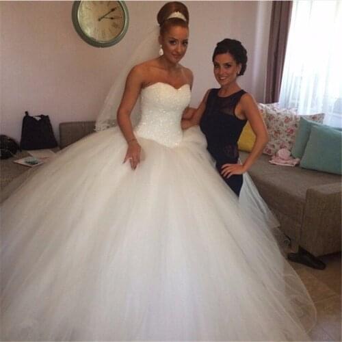 Crystal Beaded Wedding Dresses New Luxury Designer Sweetheart Tulle Puffy Ball Gown Lace up Bridal Gowns