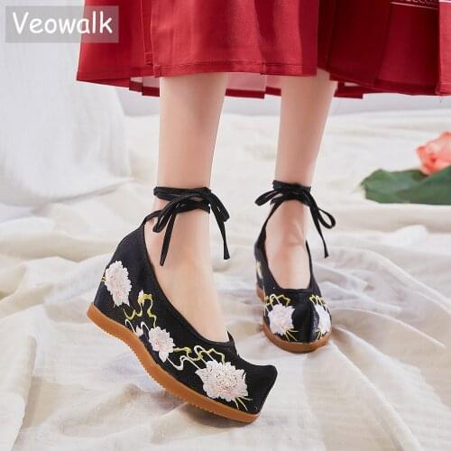 Veowalk 7cm Hidden Wedge Women Glossy Velvet Cotton Fabric Shoes Vintage Ladies Ankle Strap High Heels Chinese Embroidered Shoes
