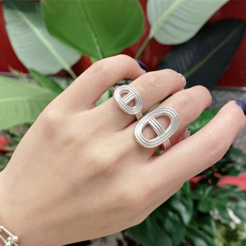AOMU 2021 Korea New Design Two-finger Metal Rings For Women Fashion Creative Animal Nose Shape Geometric Punk Party Jewelry Gift