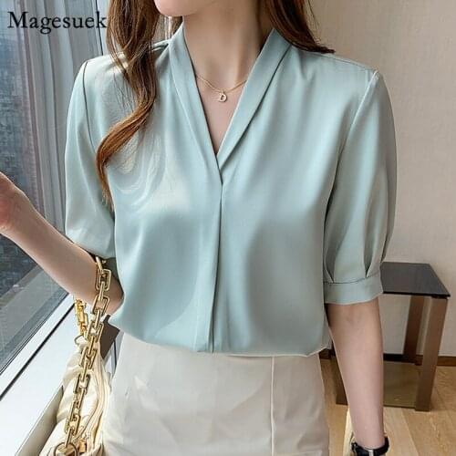 2021 Summer White Blouse Woman Korean New Short Sleeve Satin Woman Shirt Loose V-neck Loose French Style Fashion Clothing 14344