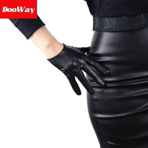 DooWay Women Black Short Gloves Touchscreen Faux Lambskin Leather Soft Cool Handmade Unlined for Evening Costume Party Dress