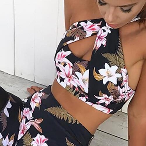 2020 Strappy Cross Bandage Push Up Sports Vest with Floral Prints Detachable & Washable with Chest Pads