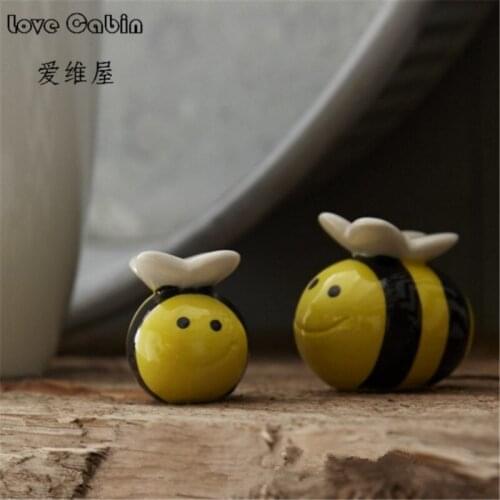 Baby shower favor 'Mommy and Me...Sweet as Can Bee' Ceramic Salt and Pepper Shakers with gift box 20set