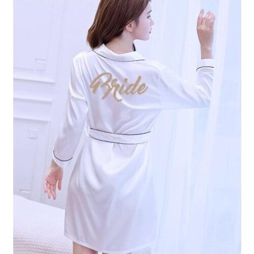 RB71 Fashio Bridal Party Robe Letter Bride on the Robe Back Women Short Satin Wedding Kimono Sleepwear Spa Robes for Ladies