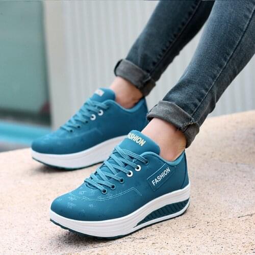 Sneakers Women Running Shoes Fashion Solid Breathable Casual Shoes Woman Lace-up Sports ShoesThick Bottom Wedges Women Sneakers