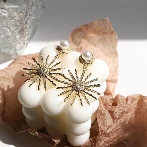 Quality Personality Pearl ear-rings Long Tassel Elegant Hollow five-pointed Star Temperament Earring Prevent Allergy Ins Style