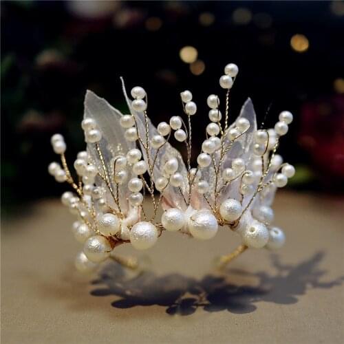 Small Crown Crystal Pearl Jewelry Kit with DIY Handmade Material Accessories Kit Creative Gifts for Childrens Tiara Making Tuto