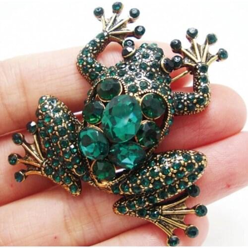 DIY Cloth Decoration Trendy Female Collar Pin Alloy Boutonniere Mens Wedding Collar Brooches Frog Shape