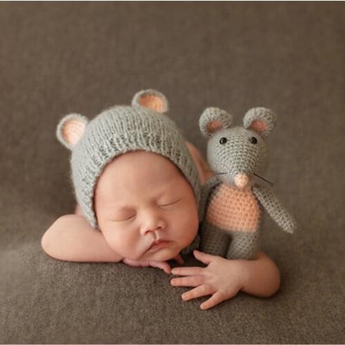 Ylsteed 2Pcs Set Newborn Photo Props Crochet Infant Shooting Outfits Cute Baby Hat Mouse Doll Set Baby Boy Taking Picture Props