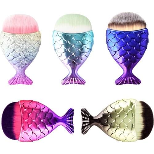 New 1Pc 5 Colors Professional Mermaid Makeup Brush Fish Tail Powder Foundation Cosmetic Tools brochas maquillaje