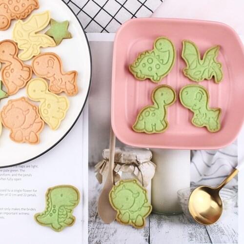 6Pcs/set Dinosaur Shape Cookie Cutters Plastic 3D Cartoon Pressable Biscuit Mold Cookie Stamp Kitchen Baking Pastry Bakeware