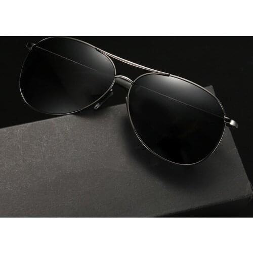 Veshion Polarized Men Sunglasses Pilot Sun Glasses for Male Female Driving TAC Lens Man Woman Glasses Day Night Vintage Uv400