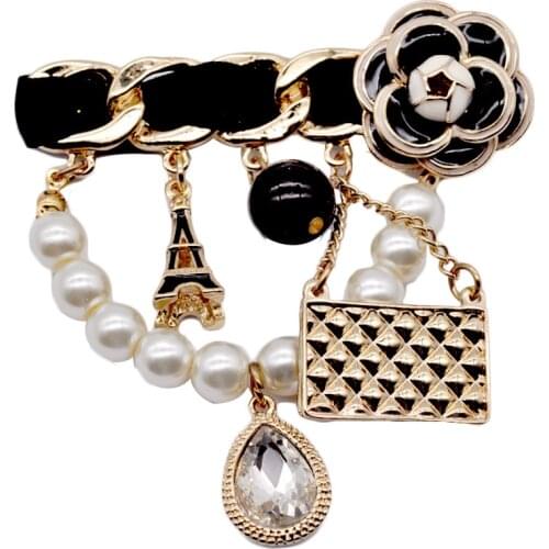 Crystal Charms Tower Handbag Enamel 5 letter Brooches for Women Catwalk Cute Pearl Camellia Badge Brooch Pins Brand Jewelry Z066