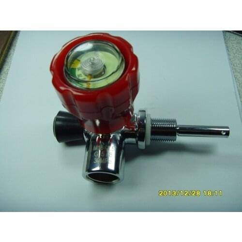 High pressure cylinder 5L6L6.8L carbon fiber cylinder head valve M18 x 1.5 outlet gas thread g5/8. 30 mpa WITH METER